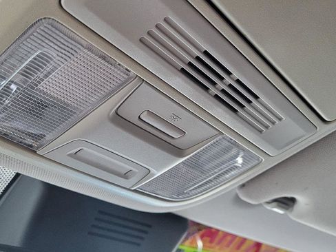 Used 2018 Honda Accord LX image 23