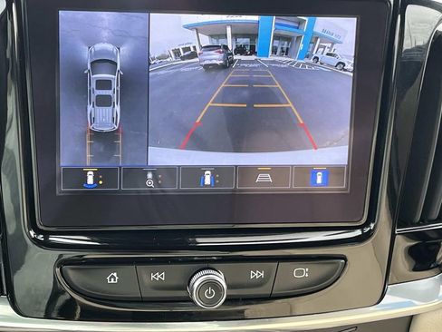 Certified 2023 Chevrolet Traverse LT w/ LT Premium Package image 22