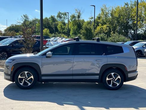 New 2026 Hyundai Ioniq 9 SE image 6