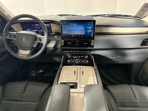 Used 2022 Lincoln Navigator L Black Label image 41