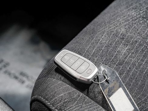 Used 2018 Honda Pilot LX image 28