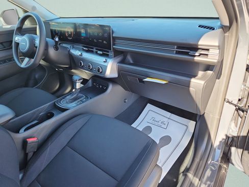 New 2026 Hyundai Kona SE FWD image 9