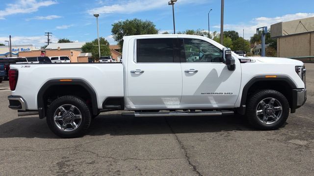 New 2026 GMC Sierra 3500 SLT w/ SLT Premium Package AWD/4WD image 11