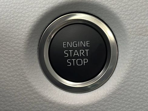 Used 2026 Toyota Corolla SE FWD image 21