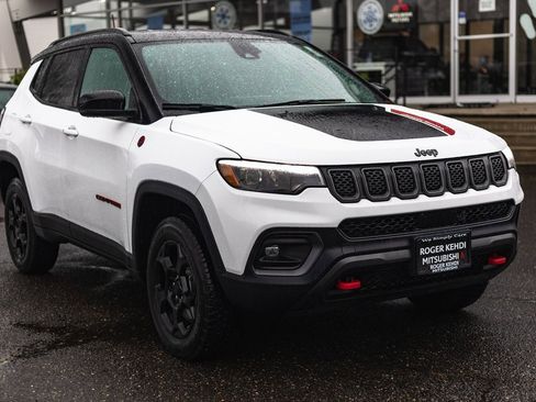 Used 2023 Jeep Compass Trailhawk w/ Trailhawk Elite Group image 6