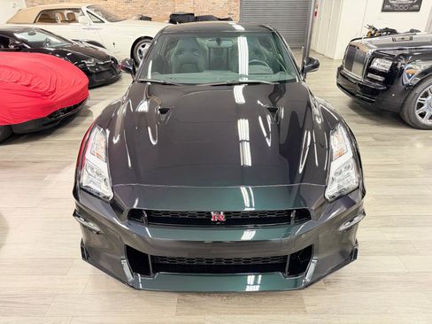 Used 2024 Nissan GT-R w/ T-Spec Takumi Edition image 5