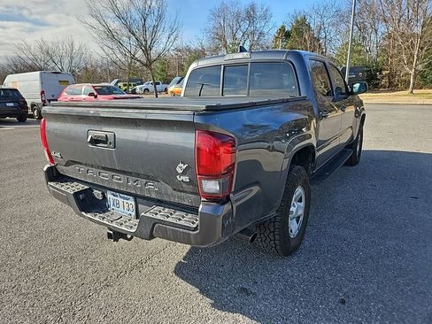 Used 2023 Toyota Tacoma SR image 8