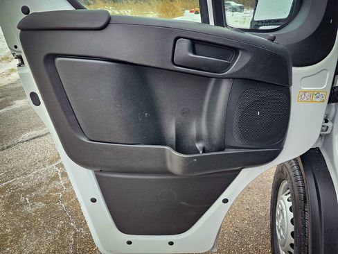 New 2026 RAM ProMaster 1500 w/ Convenience Group image 10