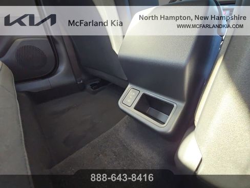 New 2025 Kia K4 LX image 21