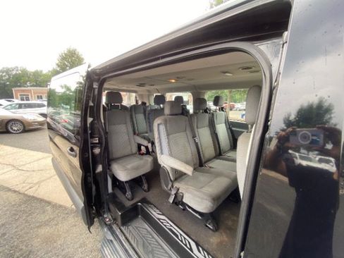 Used 2016 Ford Transit 350 XLT RWD image 13