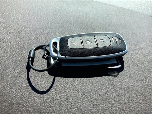 Certified 2023 Nissan Rogue S image 11