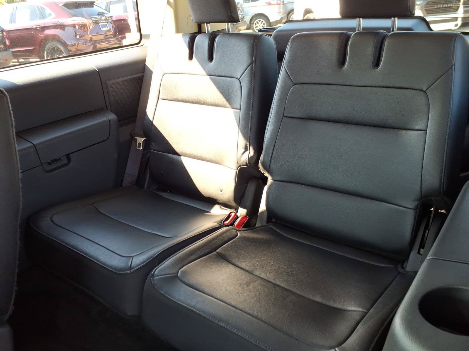 Used 2016 Ford Flex Limited FWD image 15