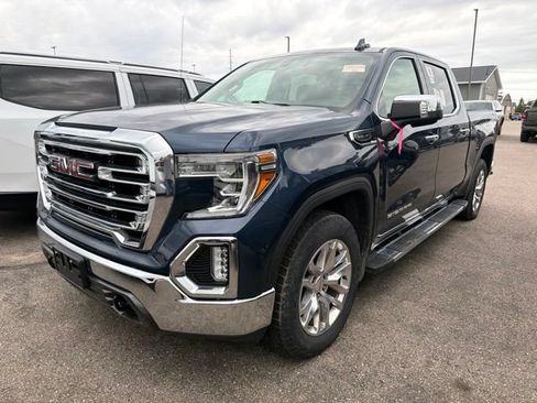 Used 2020 GMC Sierra 1500 SLT w/ SLT Premium Package AWD/4WD image 3