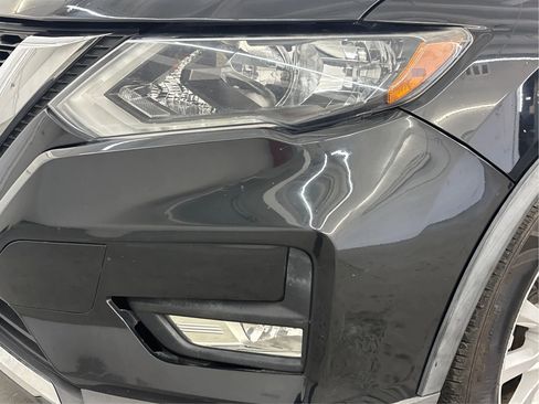 Used 2018 Nissan Rogue SV AWD/4WD image 33