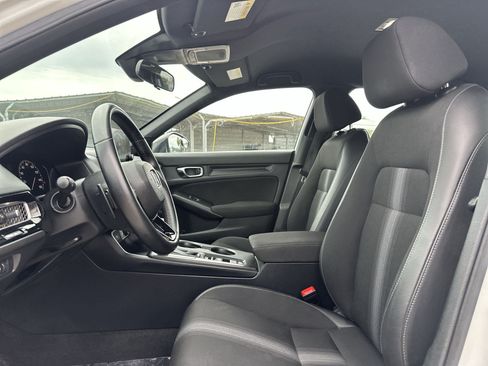 Used 2024 Honda Civic Sport image 13