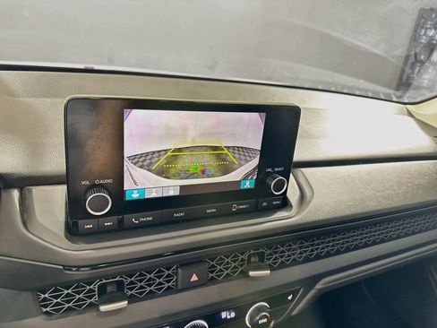 Used 2024 Honda Accord EX image 19