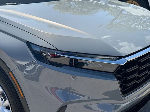 Certified 2025 Honda CR-V LX image 34