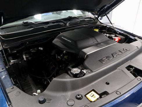 Used 2023 RAM 1500 Laramie AWD/4WD image 16