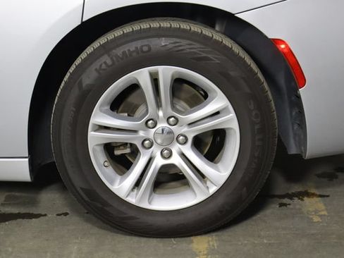 Used 2023 Dodge Charger SXT RWD image 38