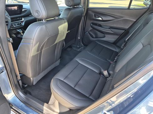 Certified 2024 Buick Envista Sport Touring w/ Convenience I Package FWD image 14