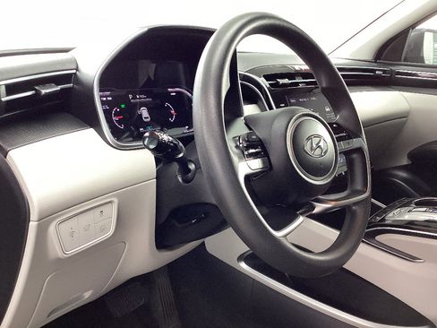 Used 2023 Hyundai Tucson Blue image 14