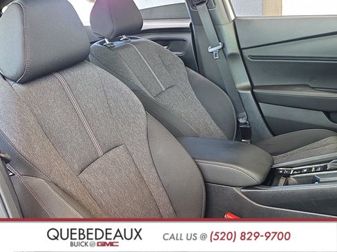 Used 2025 Honda Accord Sport image 29