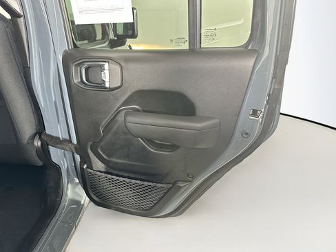 Used 2025 Jeep Wrangler Sport S w/ Convenience Group image 27