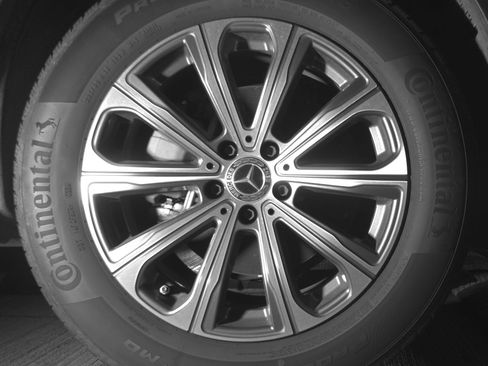 Used 2024 Mercedes-Benz GLC 300 GLC 300 image 13