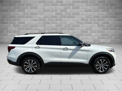 Certified 2023 Ford Explorer ST-Line w/ Class IV Trailer Tow Package