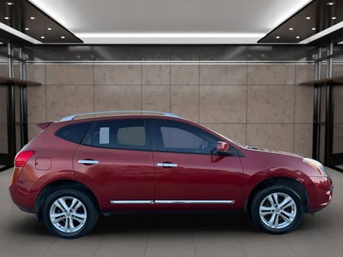 Used 2012 Nissan Rogue SV image 15