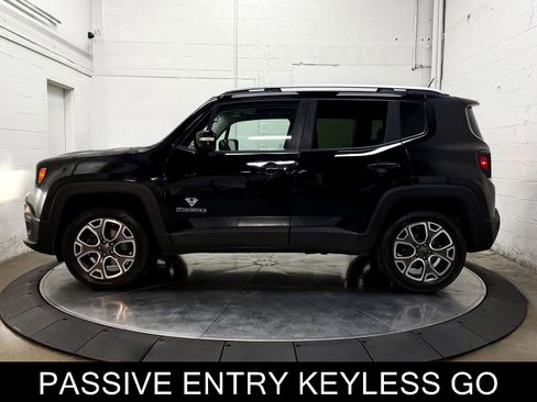 Used 2017 Jeep Renegade Limited AWD/4WD image 6