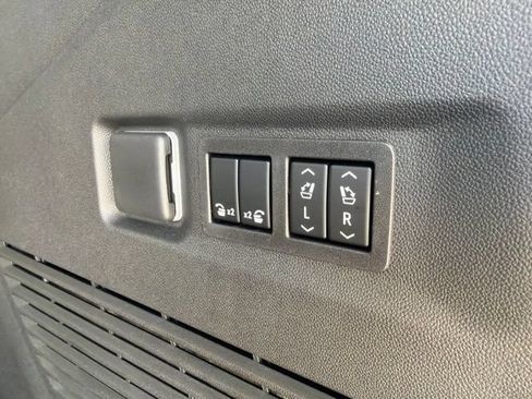 New 2026 GMC Yukon XL Denali w/ Advanced Technology Package AWD/4WD image 29
