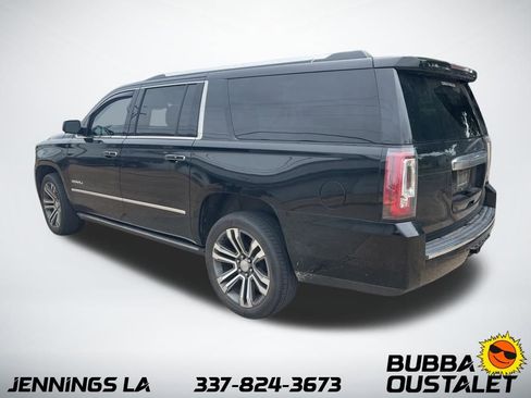 Used 2019 GMC Yukon XL Denali w/ Denali Ultimate Package AWD/4WD image 7
