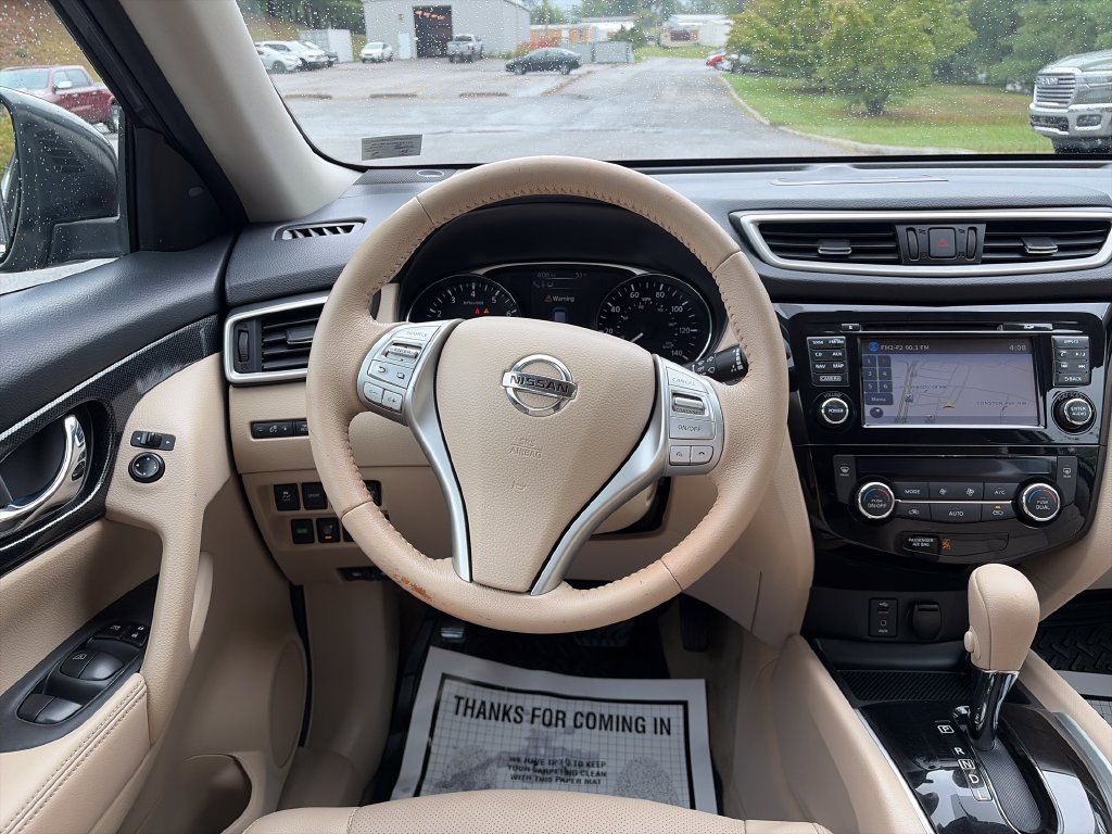 Used 2015 Nissan Rogue SL w/ SL Premium Package FWD image 14