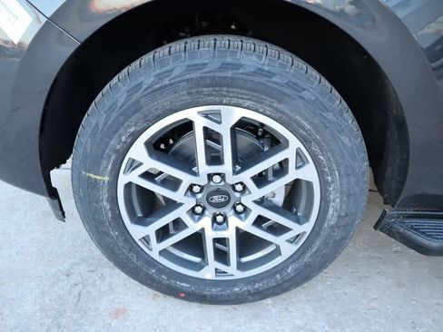 New 2026 Ford Expedition Max Active AWD/4WD image 21