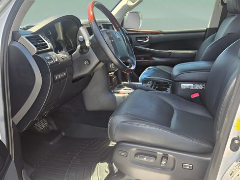 Used 2015 Lexus LX 570 4WD image 10
