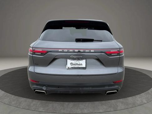 Used 2021 Porsche Cayenne AWD/4WD image 8