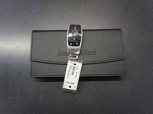 Used 2022 Mercedes-Benz E 350 Sedan image 17