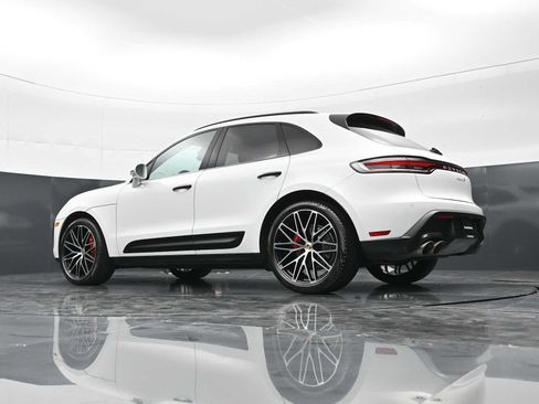 Certified 2023 Porsche Macan S AWD/4WD image 38