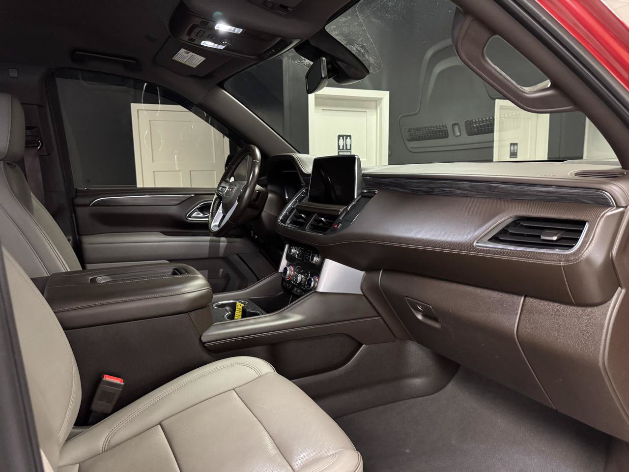 Used 2022 GMC Yukon XL SLT AWD/4WD image 31