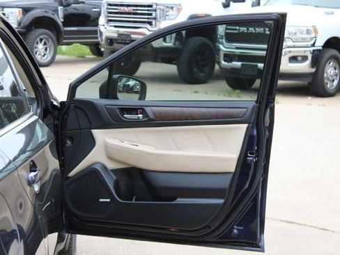 Used 2018 Subaru Outback 3.6R Limited image 44