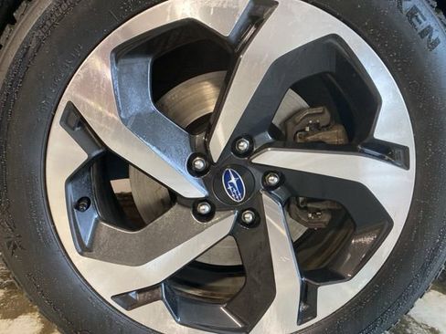 Used 2024 Subaru Forester Touring image 5