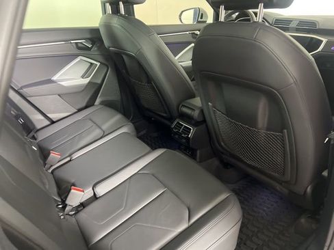 Used 2024 Audi Q3 2.0T Premium Plus image 15