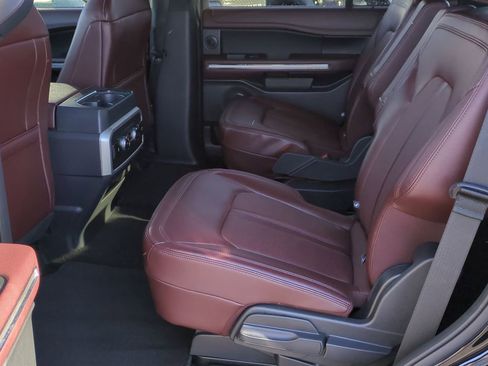 Certified 2023 Ford Expedition Limited image 20