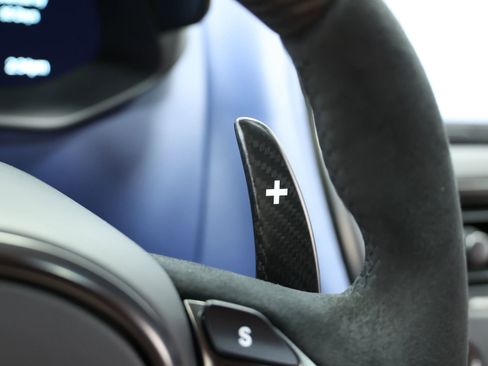 Used 2023 Aston Martin DBS Coupe RWD image 41