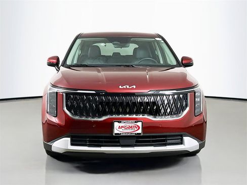 Certified 2025 Kia Carnival image 15