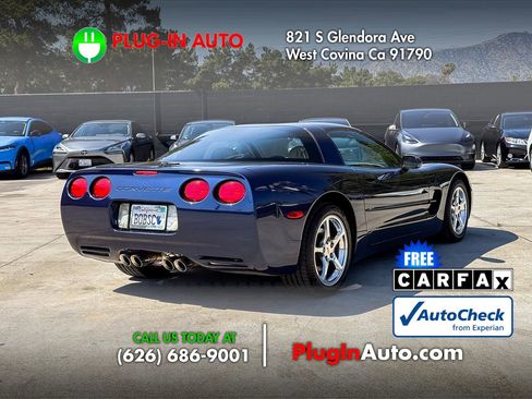 Used 2001 Chevrolet Corvette Coupe w/ Preferred Equipment Group2 RWD image 5