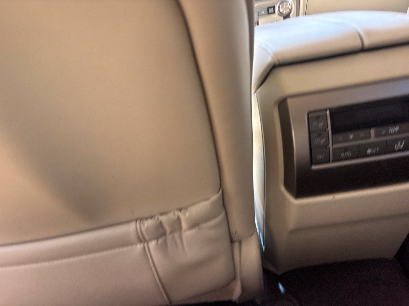Used 2019 Lexus GX 460 Luxury AWD/4WD image 9