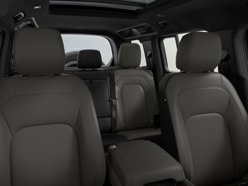 New 2026 Land Rover Defender 110 X-Dynamic SE AWD/4WD image 6