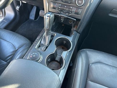 Used 2016 Ford Explorer XLT w/ Equipment Group 202A image 35